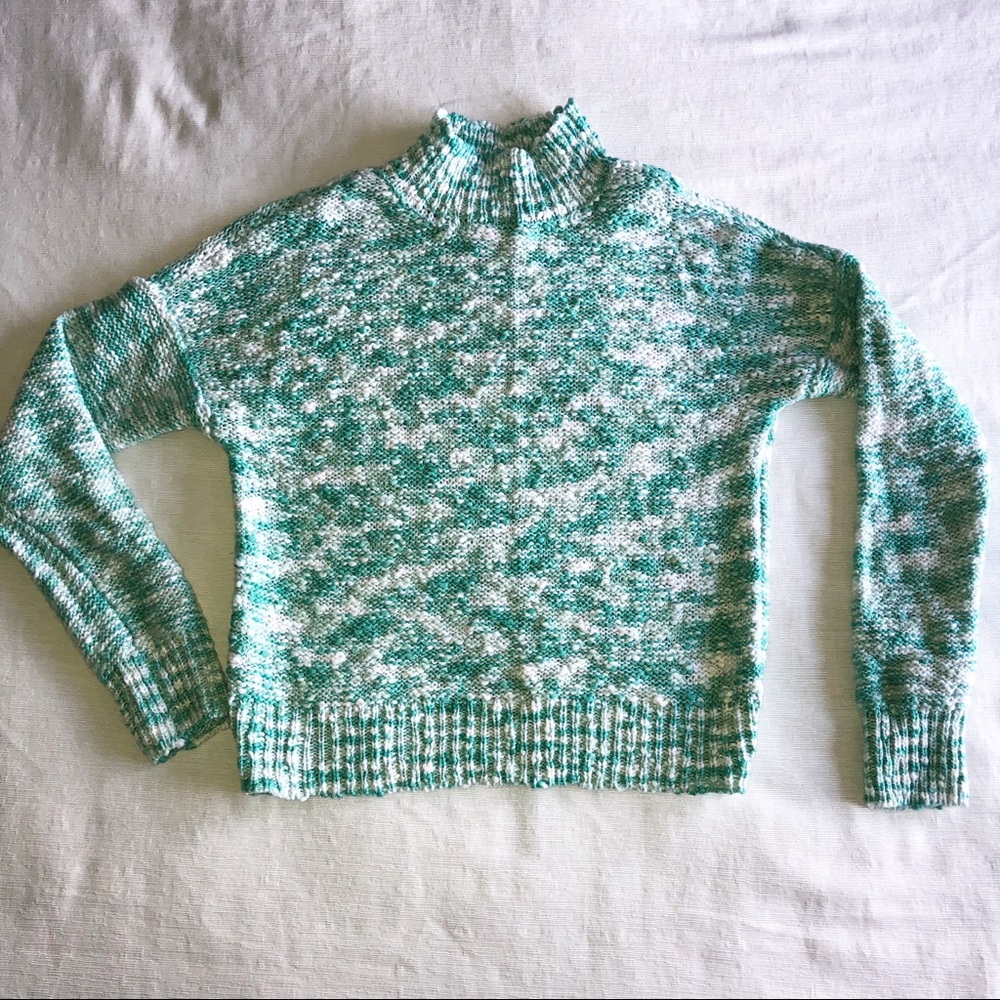 Crew Neck Cable Knit Sweater